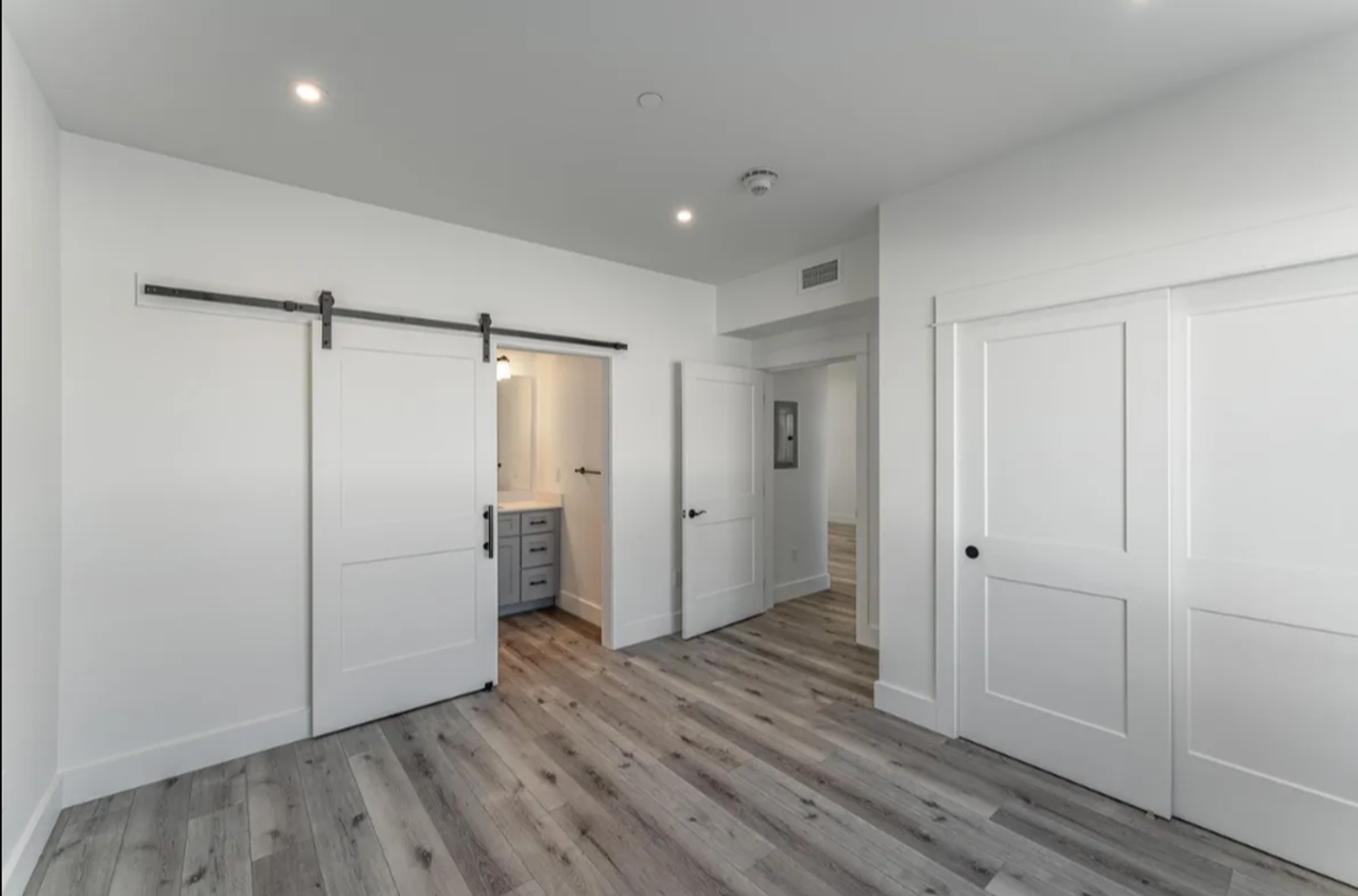 1704 W Lincoln St #7A - Photo 6 of 8