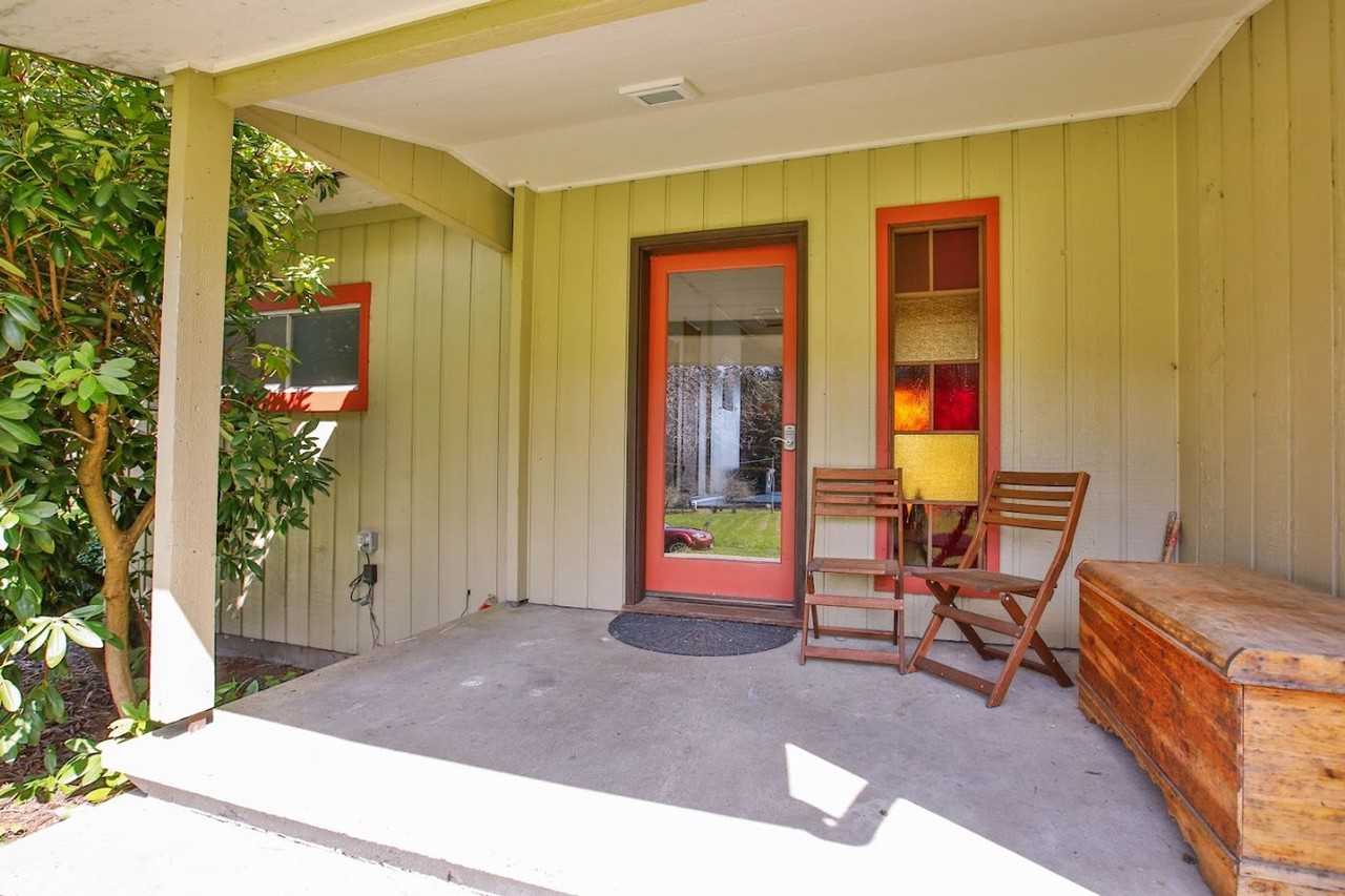 5321 Wilkinson Rd - Photo 2 of 40