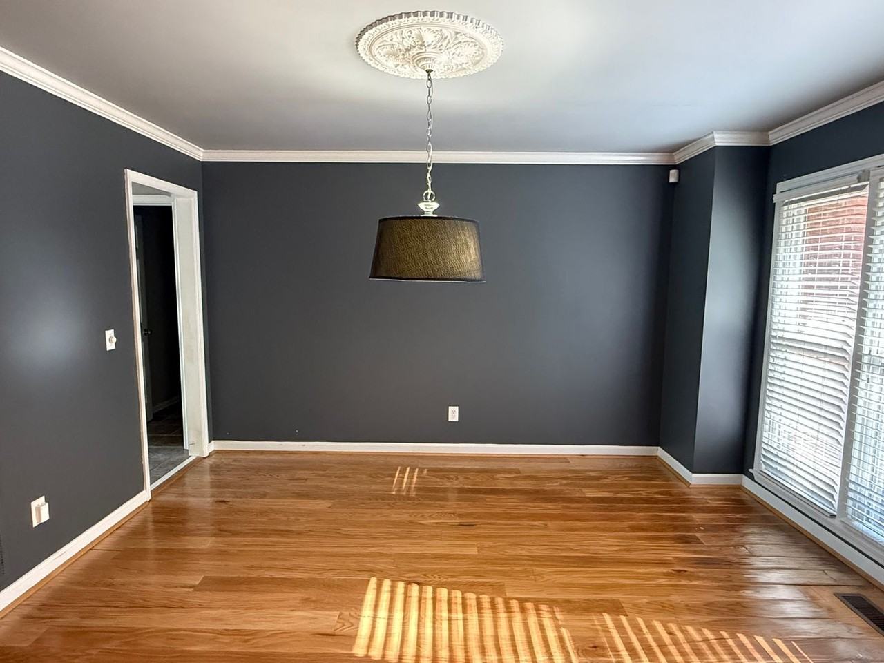 2626 Phil St - Photo 2 of 11