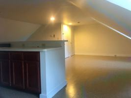 featured image of 324 S Queen St