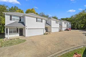 featured image of 319 E Modoc Ave