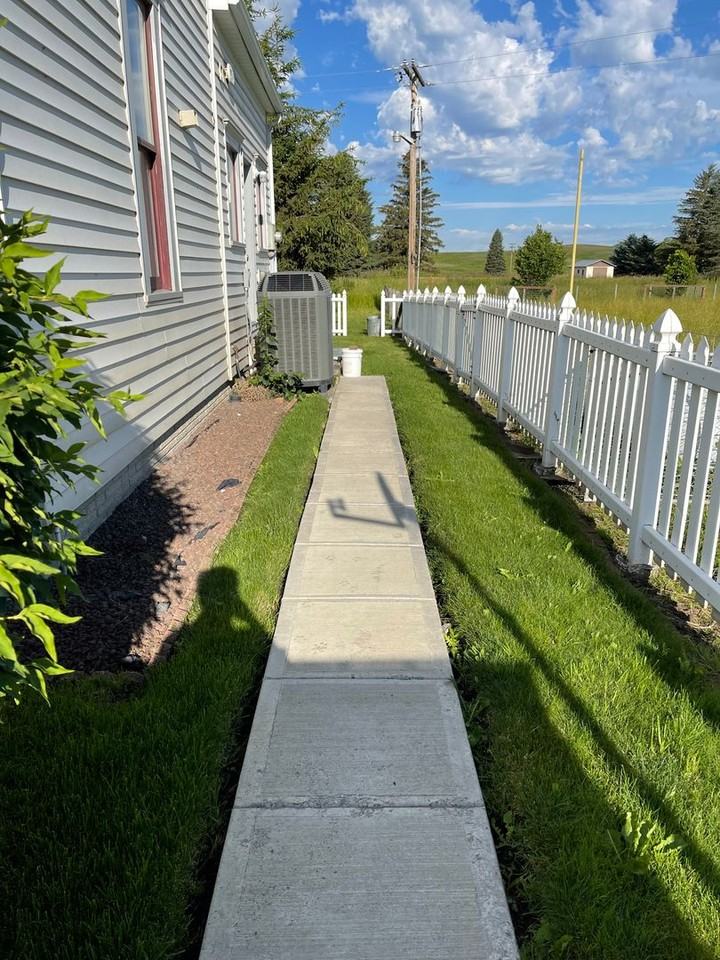 102 Kirkendahl Rd - Photo 3 of 8