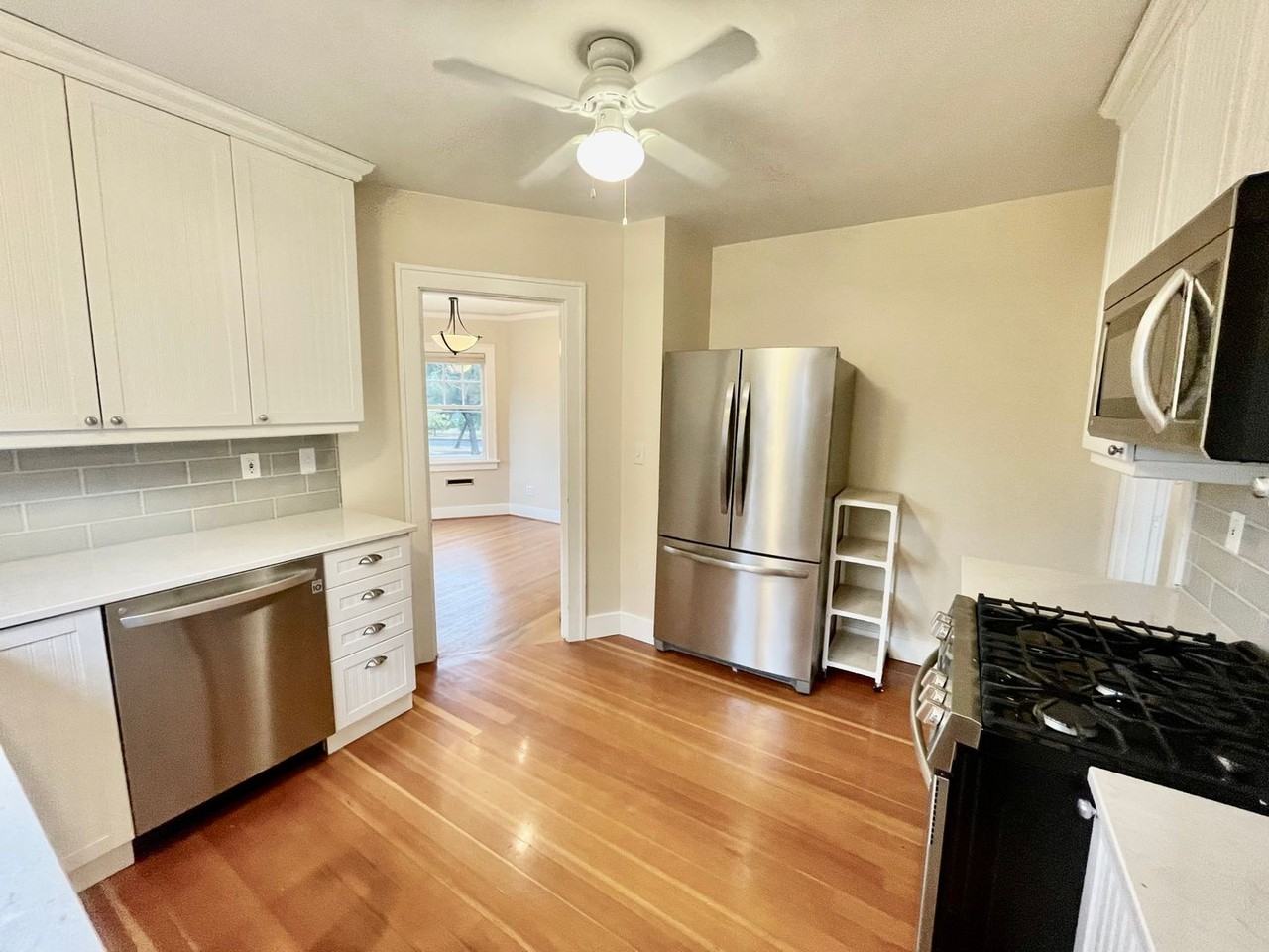 6976 Ne Stanton St - Photo 5 of 41