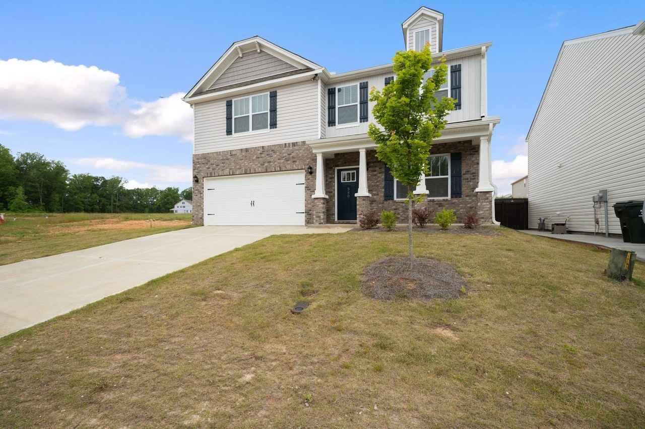340 Fenwick Dr - Photo 2 of 35