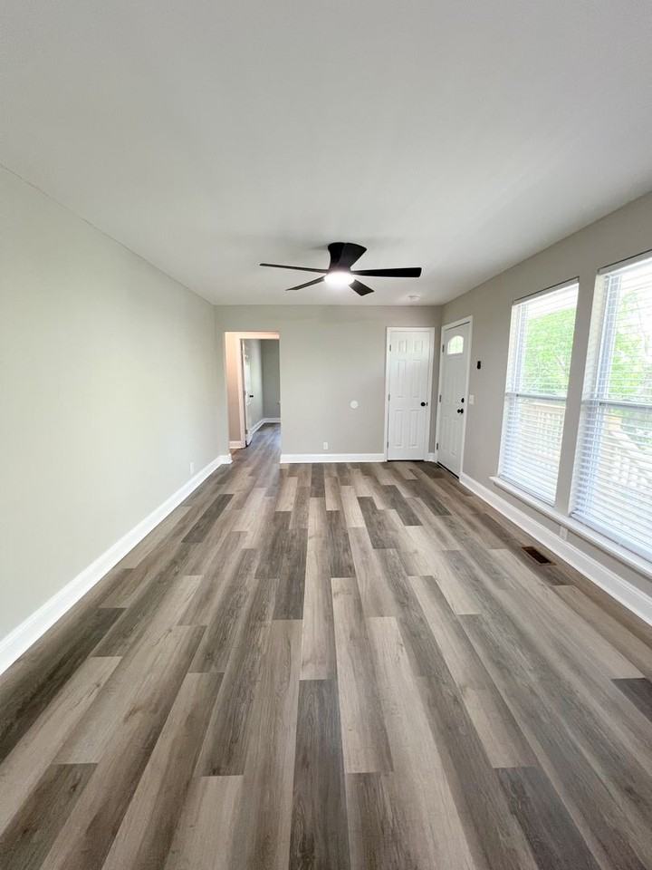 108 Wilson Ct - Photo 5 of 32