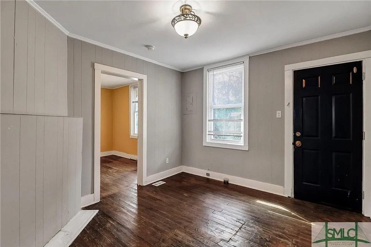 1710 Lennox Ct - Photo 3 of 15