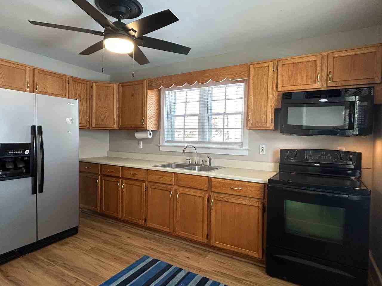 118 Old US Highway 421 - Photo 2 of 17