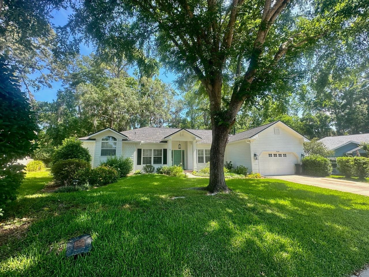 9208 Nw 26th Ave - Photo 2 of 22