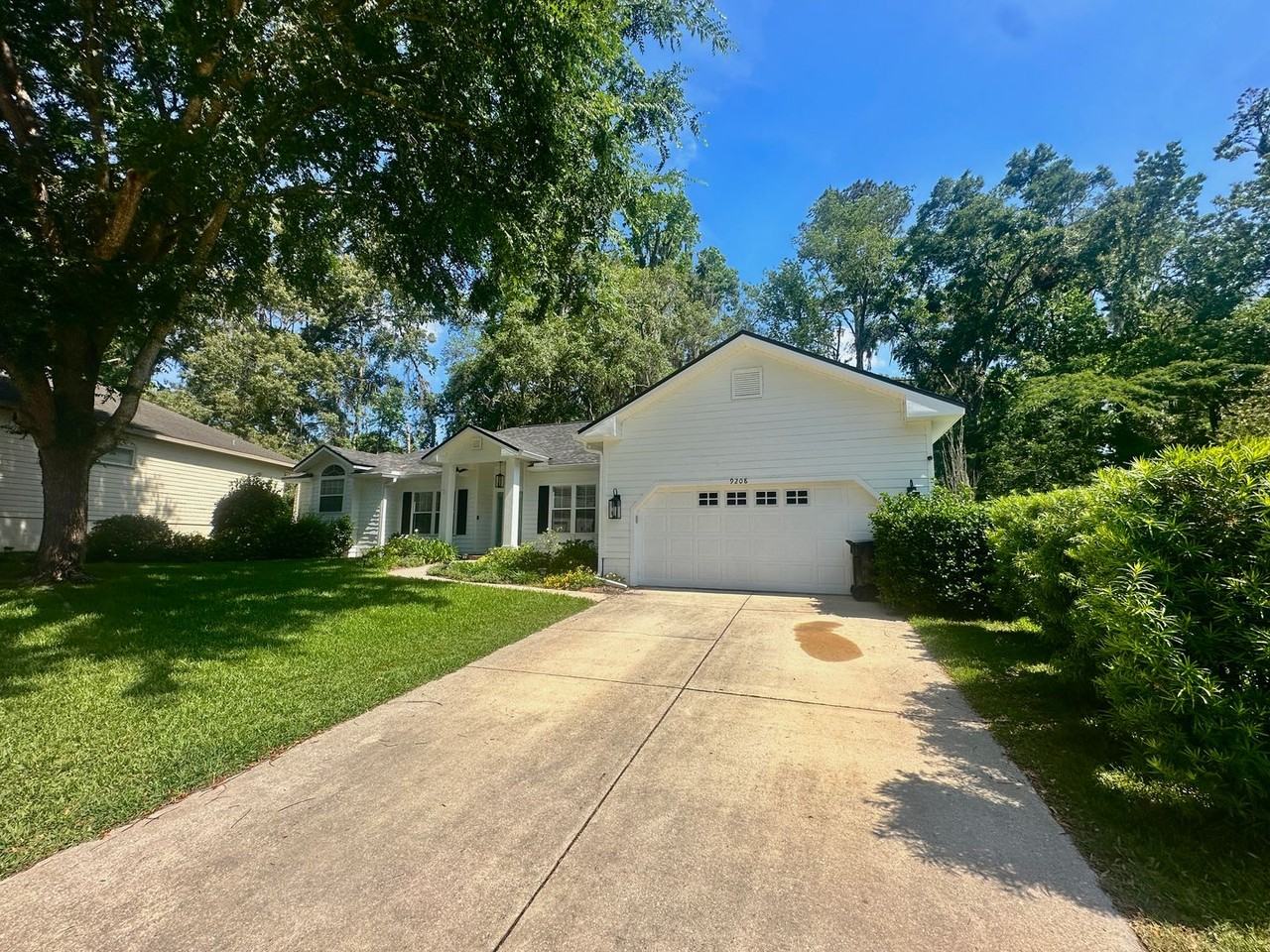 9208 Nw 26th Ave - Photo 3 of 22