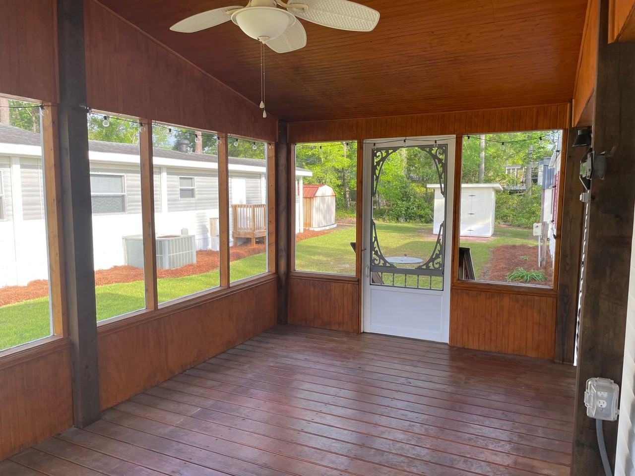 809 Magnolia Dr - Photo 4 of 25