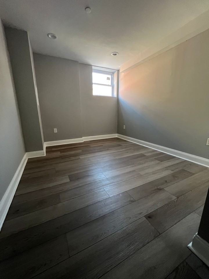 Jefferson St W 5239 - Photo 6 of 17