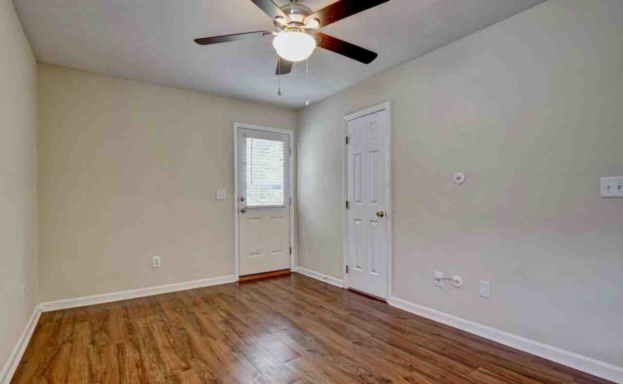 810 Southern Charm Dr - Photo 6 of 19