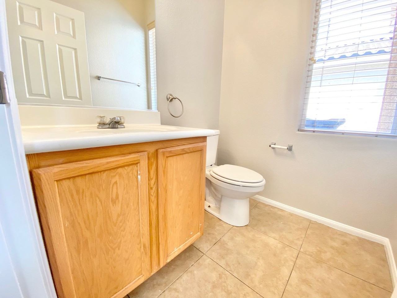 10435 Anacostia St - Photo 6 of 26