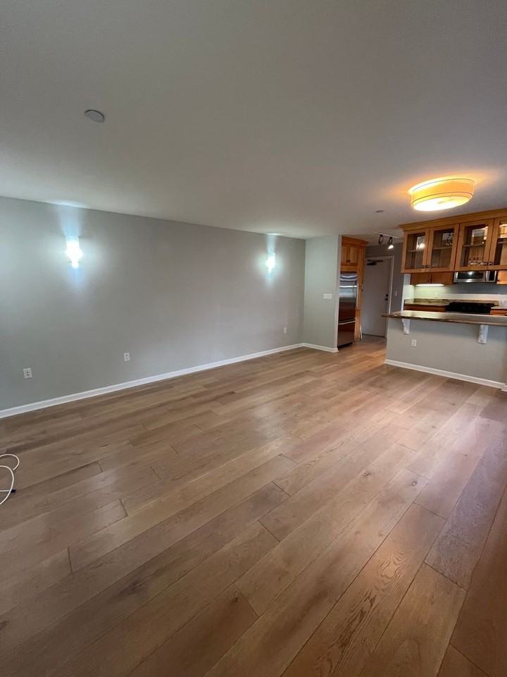 1540 Lombard St - Photo 2 of 24