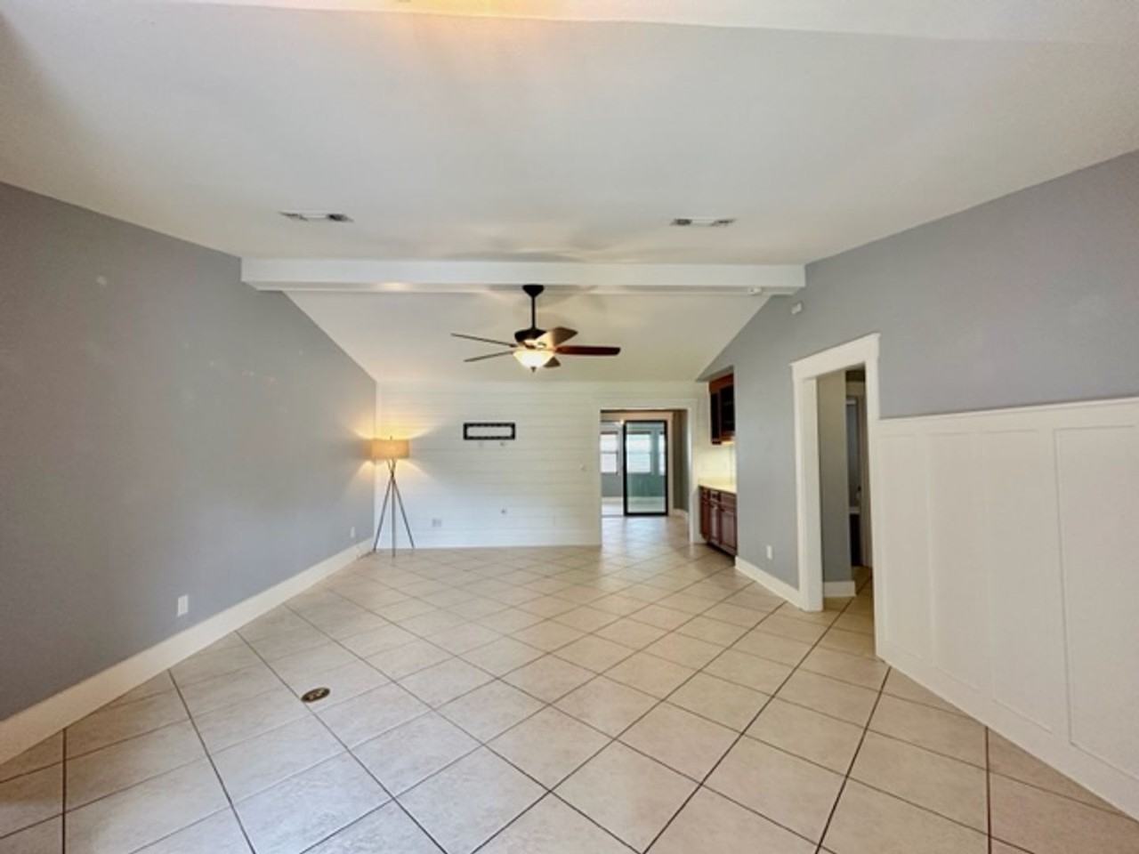 557 Sibert Ave - Photo 2 of 50