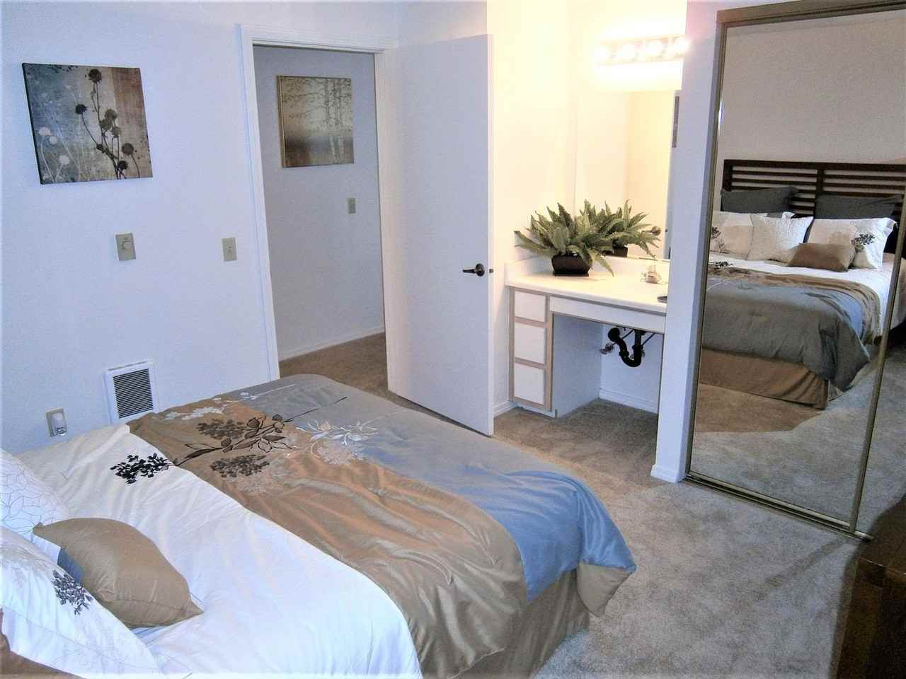 Berkshire Court Apartments - Photo 4 of 26