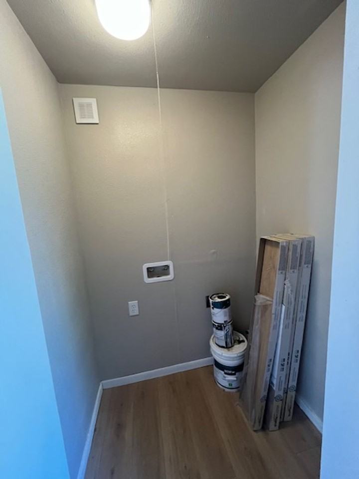 3218 Melinda Ln - Photo 4 of 11