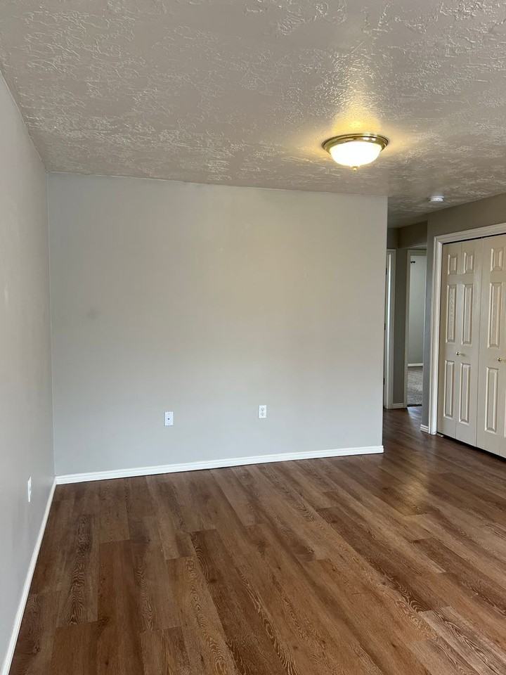 520 W 7th S #114 - Photo 7 of 21