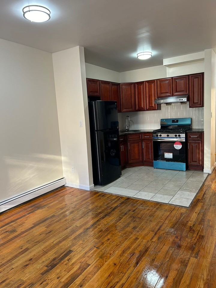 642 E 176th St #3 - Photo 2 of 15