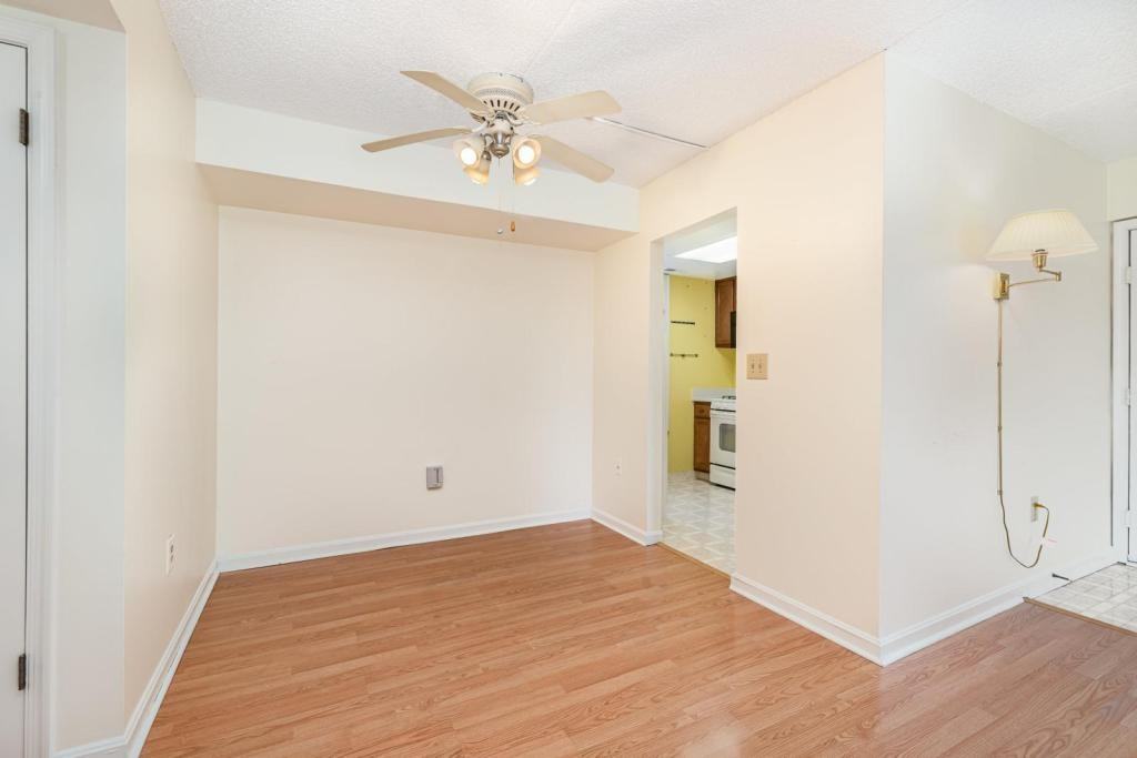 1210 Hampton Hill Ct ##H - Photo 6 of 16