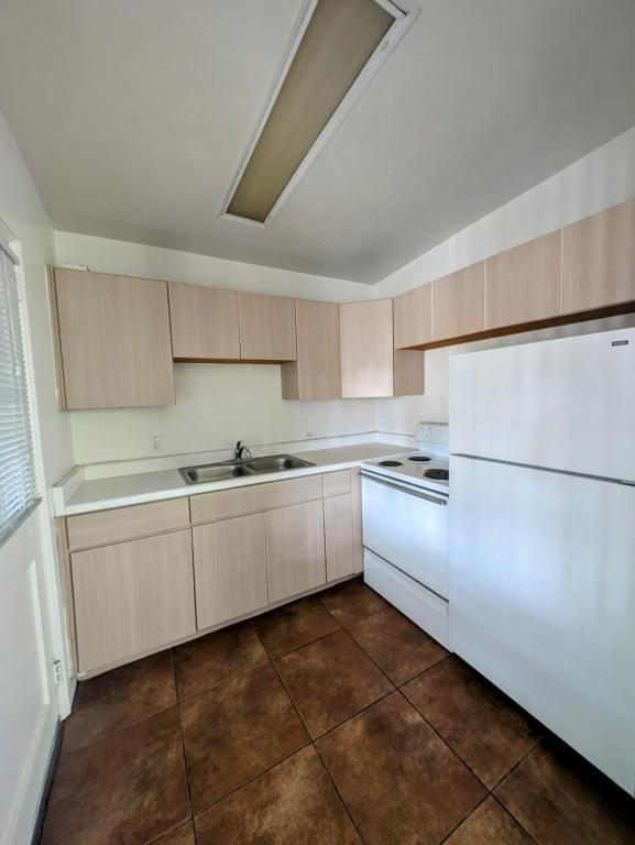 1202 N Howard Blvd - Photo 5 of 12