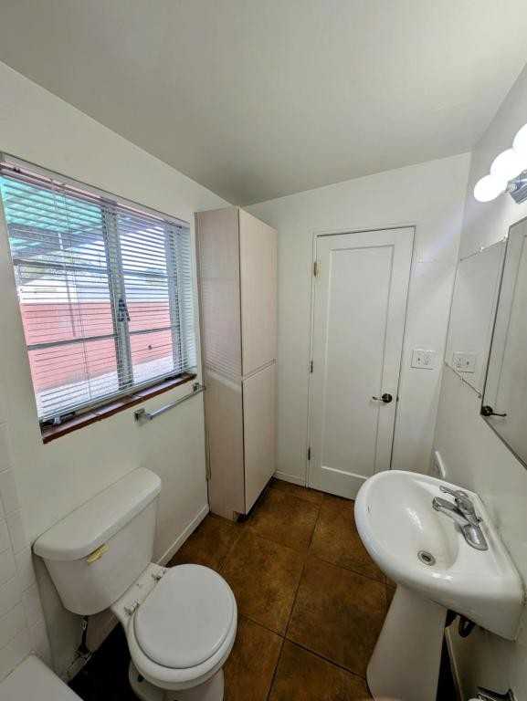 1202 N Howard Blvd - Photo 7 of 12