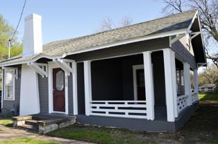 512 Herring Ave - Photo 1 of 1