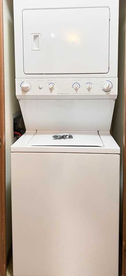 380 E 11th Ave #1 - Photo 5 of 11