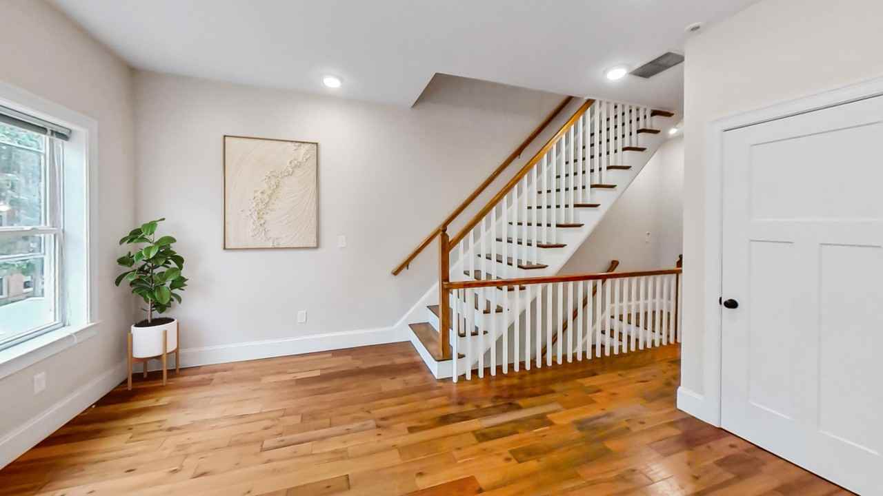 19 Caldwell St #1 - Photo 5 of 18