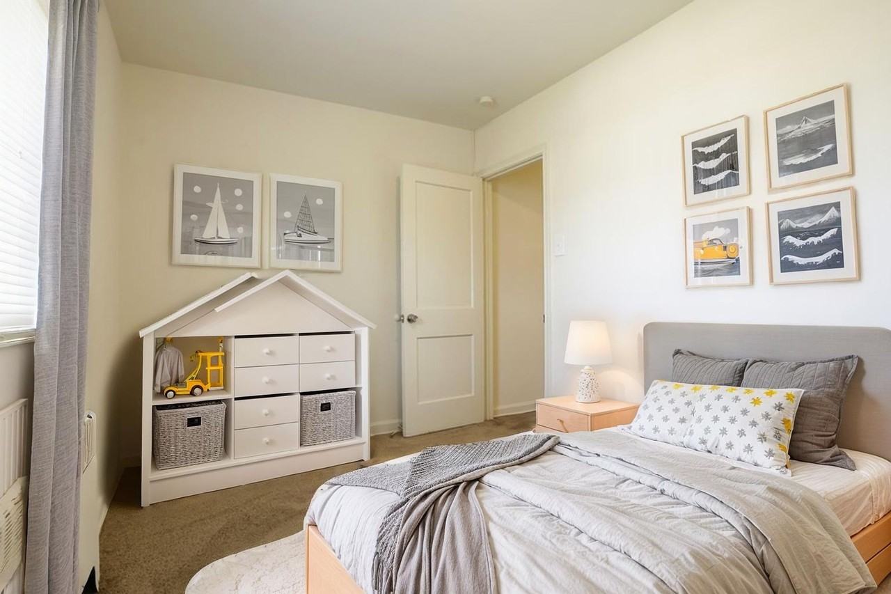 Wallworth Park Apartments - Photo 7 of 13