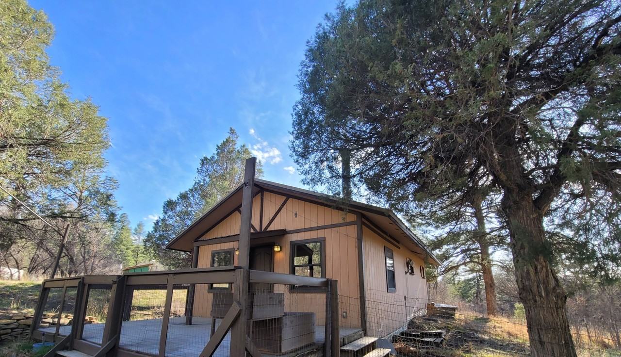 98 Robin Dr - Photo 2 of 27