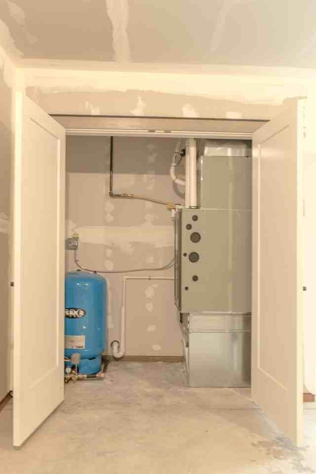 3920 Saint Marys Rd #B - Photo 3 of 18