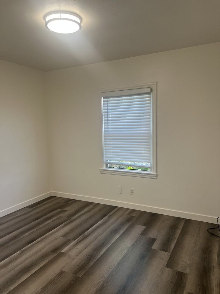 5228 Marconi Ave - Photo 2 of 16