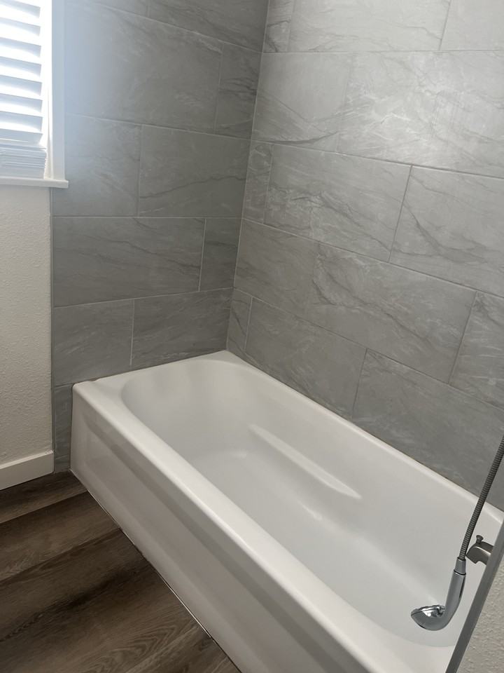 5228 Marconi Ave - Photo 4 of 16