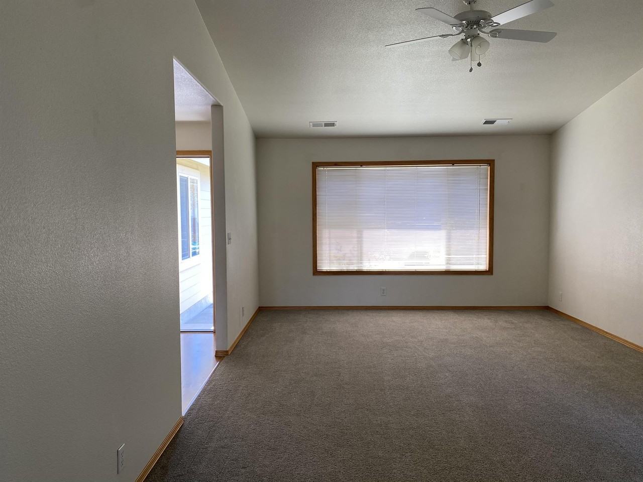 1373 Wrangler Ct - Photo 2 of 20