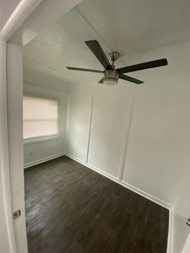 1830 Westover St - Photo 7 of 14