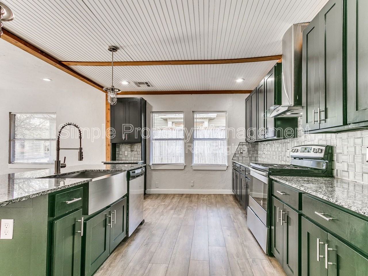 2605 N Robinson Ave - Photo 7 of 25