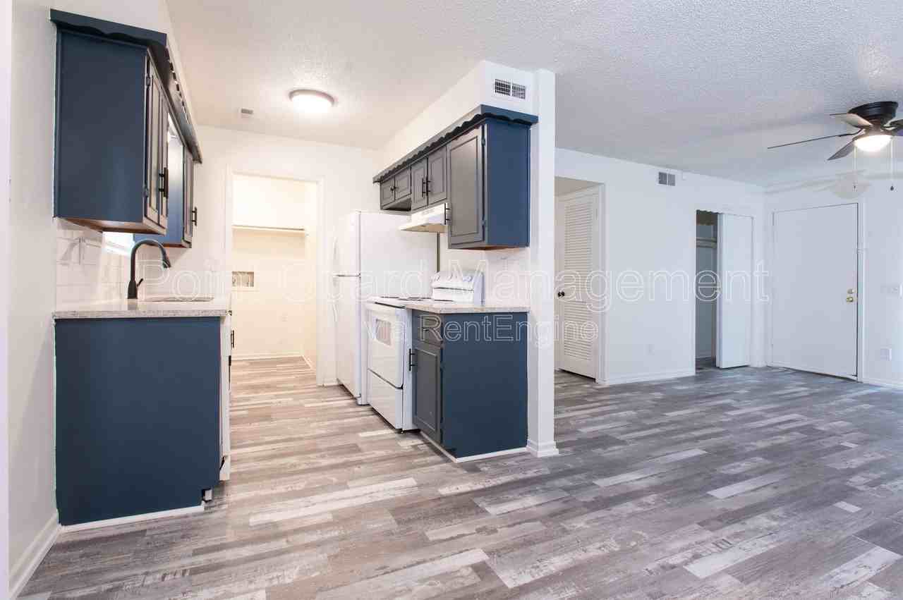 3030 S Old Lawrence Rd #205 - Photo 5 of 25