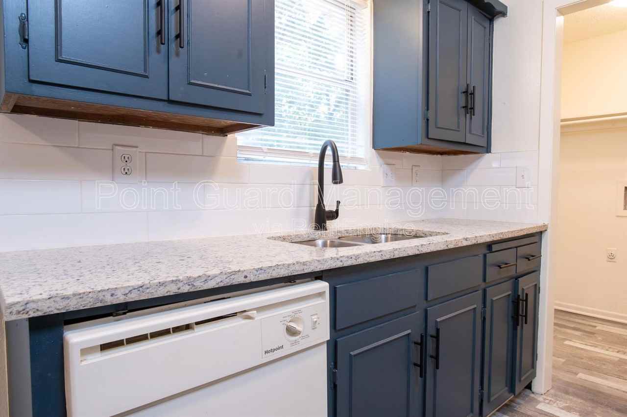 3030 S Old Lawrence Rd #205 - Photo 7 of 25