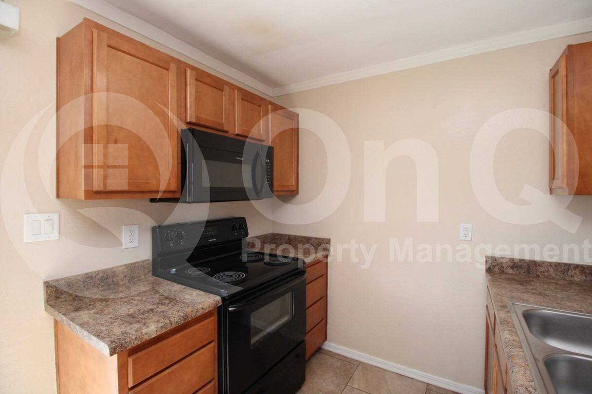 1021 E Harry St #2 - Photo 7 of 20