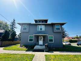 featured image of 327 N 4th St #6