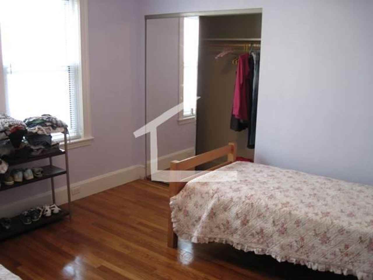 17 Elmira St - Photo 6 of 8