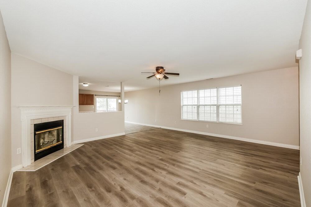 1859 Ernest Dr - Photo 5 of 16