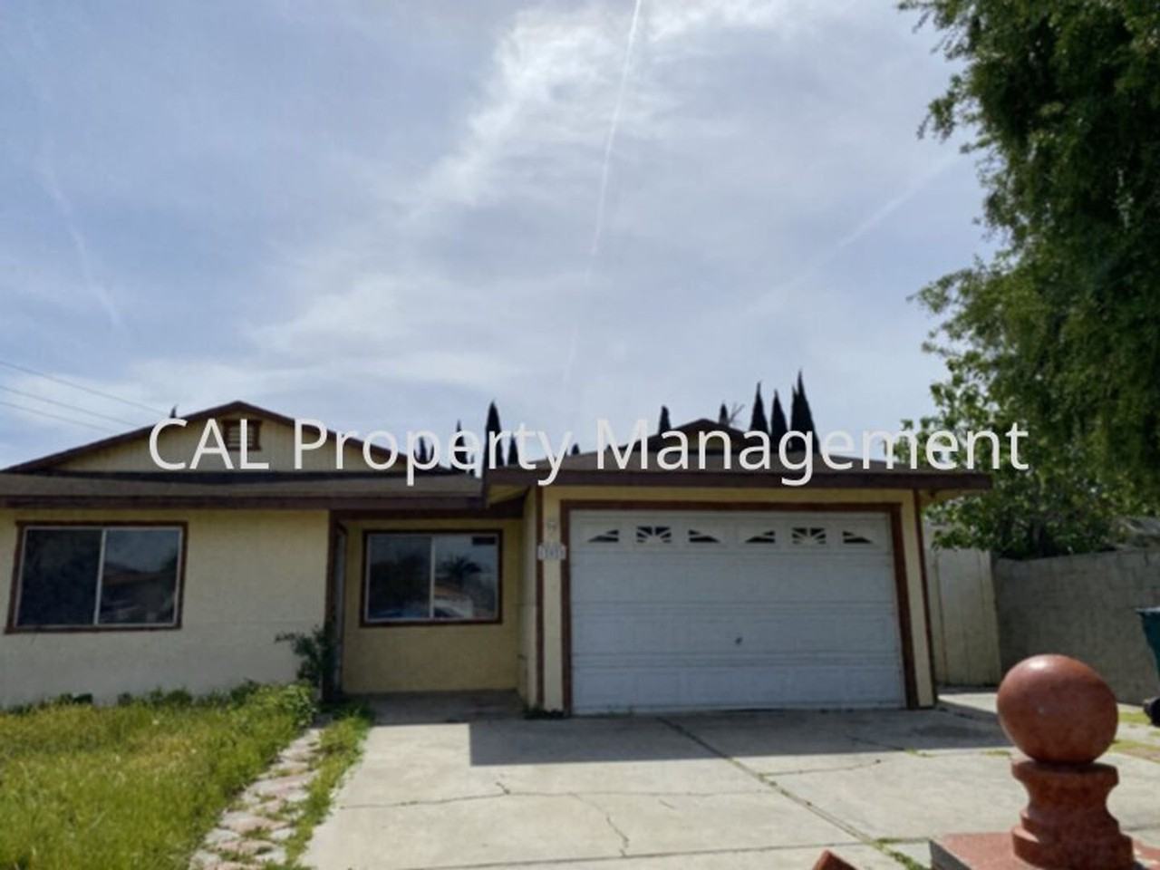 105 Oak Cir - Photo 3 of 6