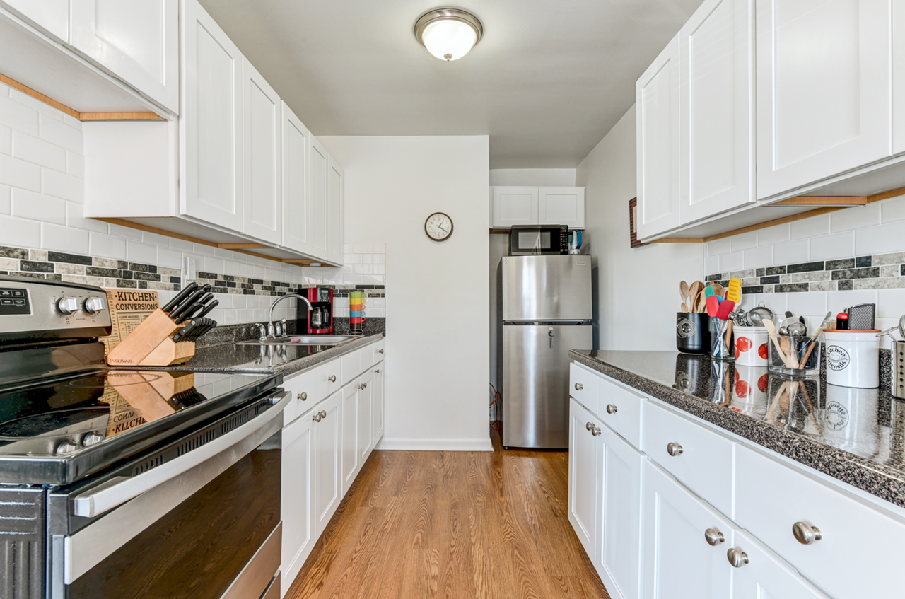 Oak Terrace Apartments - Photo 6 of 12