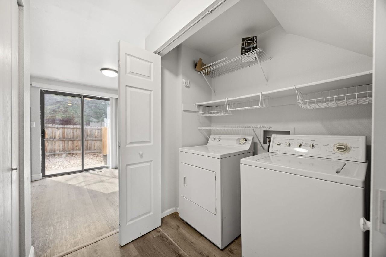 4437 Stover St Apt 1 - Photo 5 of 16