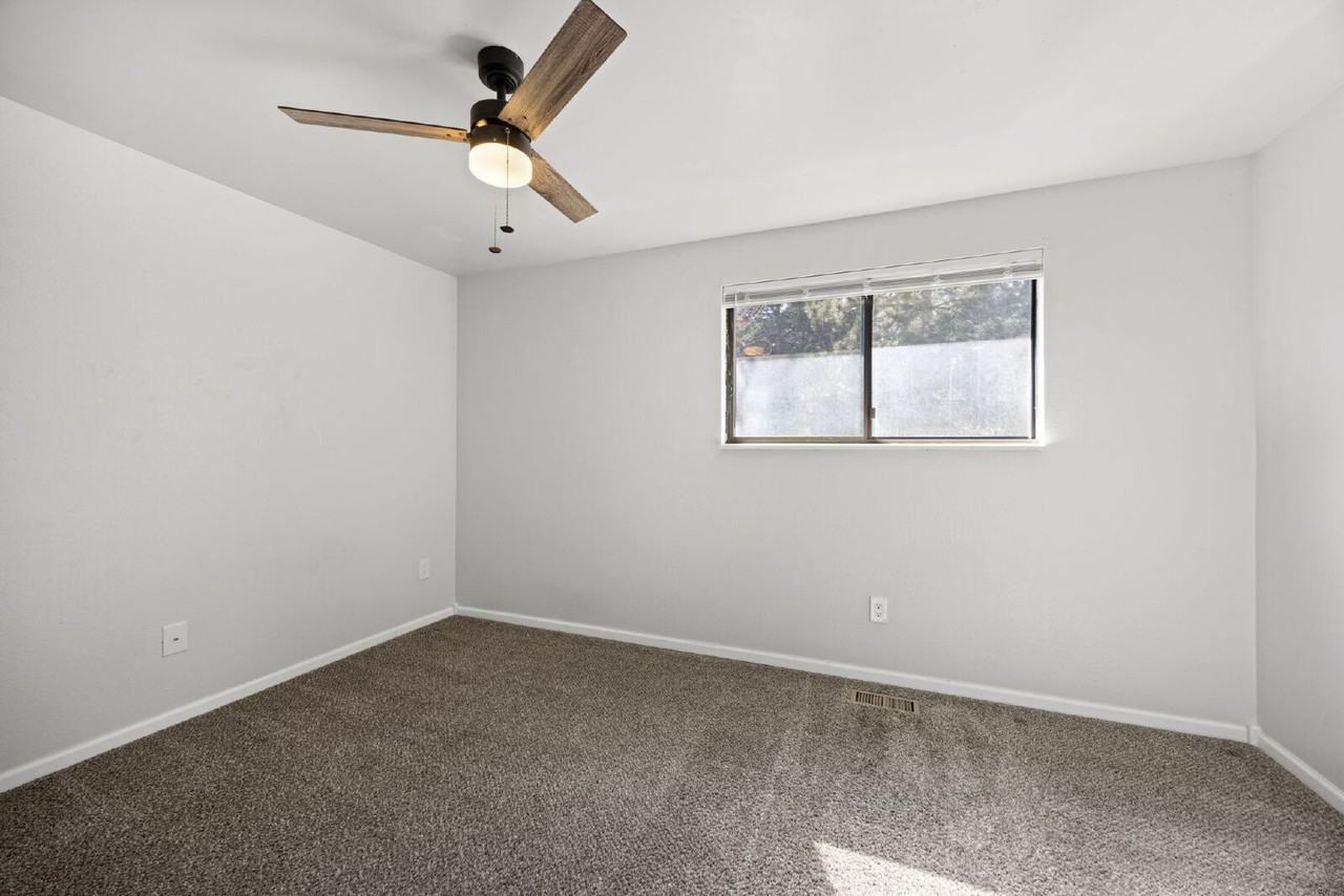 4437 Stover St Apt 1 - Photo 7 of 16