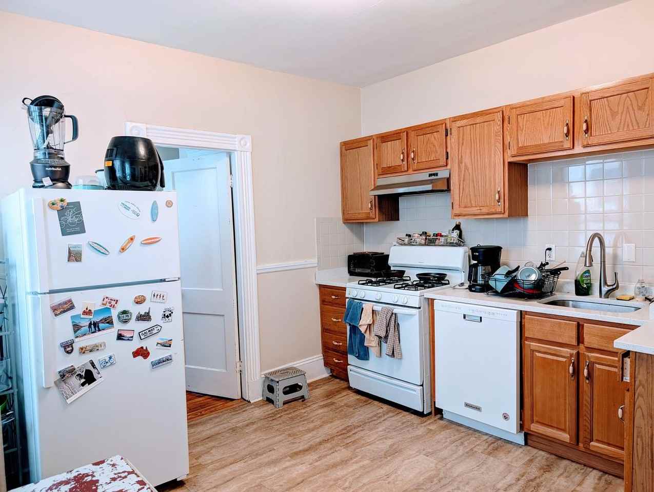 16 Fuller St - Photo 5 of 20