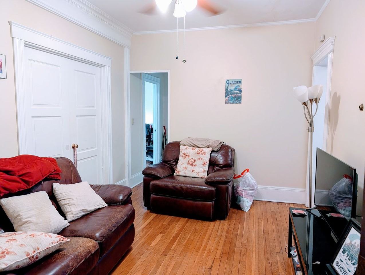 16 Fuller St - Photo 6 of 20