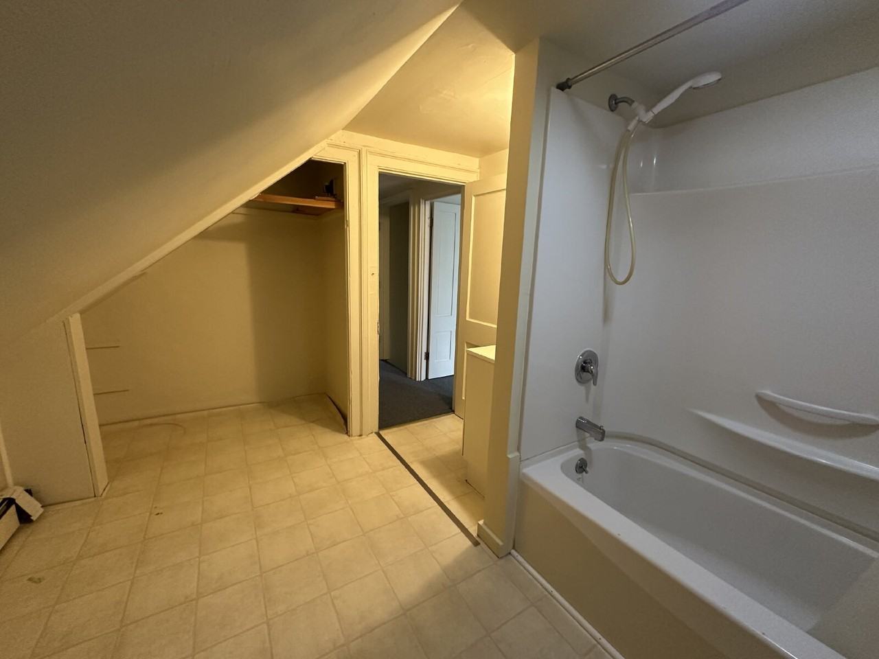 14B Pleasant St - Photo 2 of 15